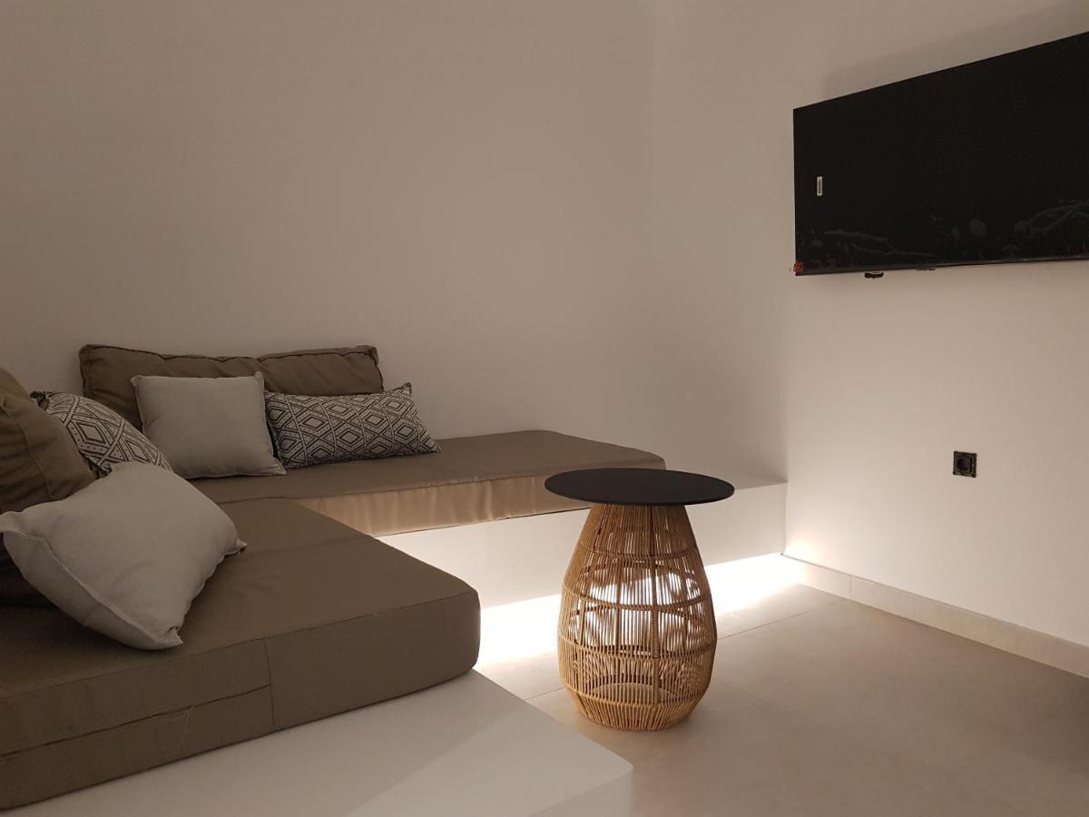 Mylithos Suites Монолитос Экстерьер фото